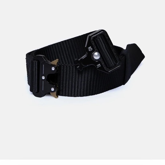 Nylon Belt in Black - Picture 3 of 4